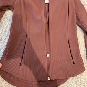 Brand new athleta salutation ribbed jacket Im mauve
